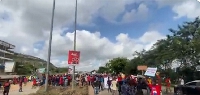 Dozens of Kasoa residents on Friday demonstrated over bad roads