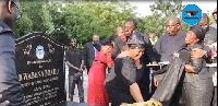 Dr. Mahamudu Bawumia, Vice President at the graveside with Kwabena Boadu's family