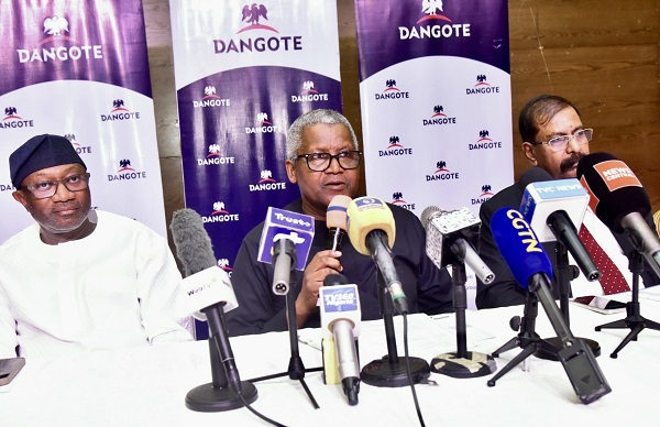 Dangote (Middle) emphasised that external financing will support the expansion project