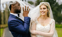 Siya Kolisi and im wife