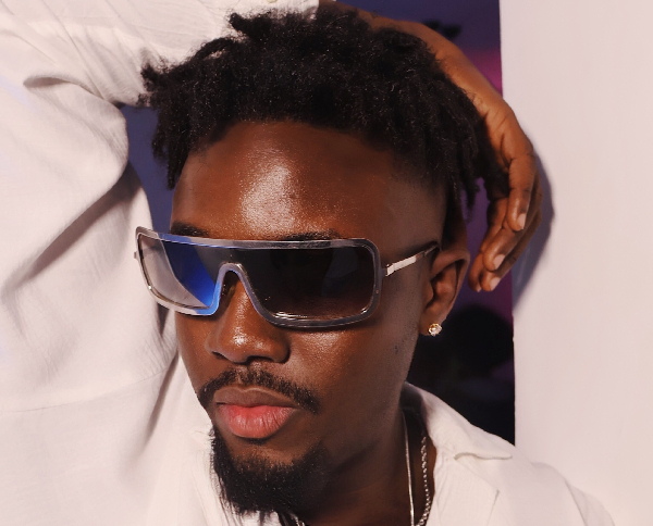 Broni is a Ghanaian artiste