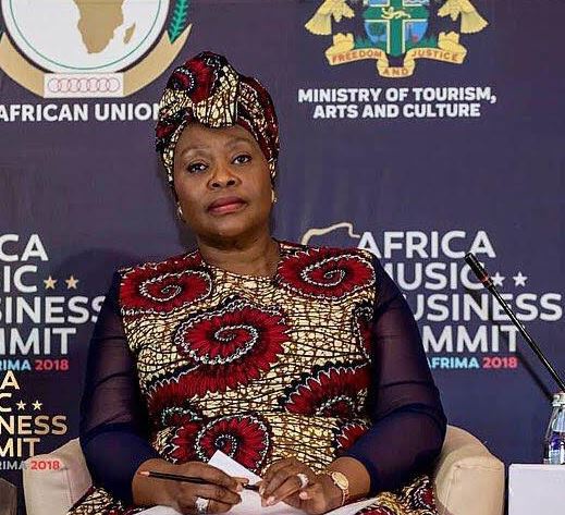 Yvonne Chaka Chaka