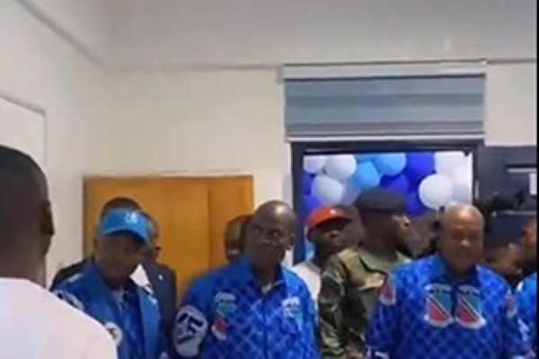 President Mahama and  Haruna Iddrisu visited Ghanasco students in class