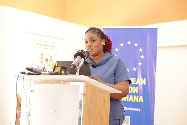 Dep. Trade Minister, Nana Ama Dokuaa Asiamah-Adjei commissioned the units on behalf of the minister