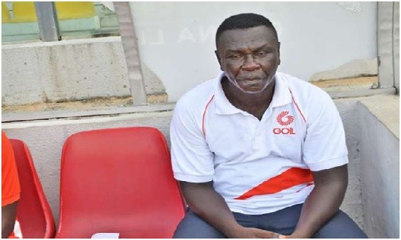 Coach Frimpong Manso appears frustrated by Kotoko