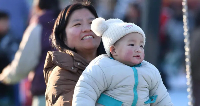 Dem dey offer parents in China 3,600 yuan (£375; $500) a year for each of dia children under 3years