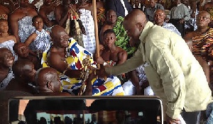 President Nana Addo Dankwa Akufo-Addo greets Asantehene Otumfuo | File photo