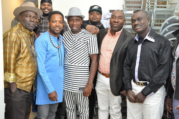 Counsellor Lutterodt(middle) with some Ghanaians in New York