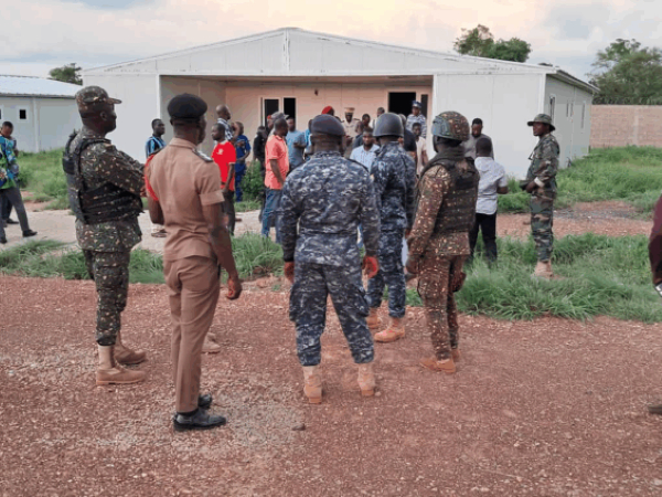 A team of police personnel foiled the attempted robbery