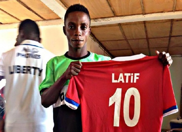 Liberty Professionals striker, Latif Blessing