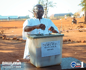 Dr. Bawumia captured casting his vote