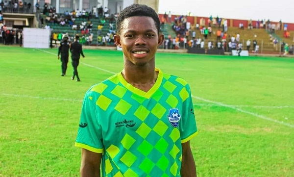 Nsoatreman winger, Foster Apetorgbor