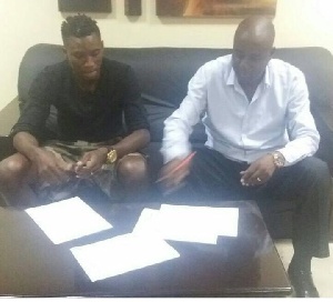 Ghana and Liberty Professionals Daniel Agyei (left) signs with Simba FC