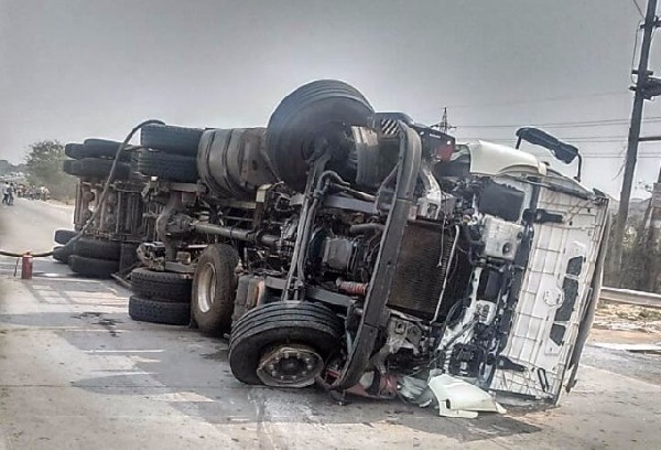 The liquefied petroleum gas (LPG) tanker that capsized on the Accra-Tema Motorway.