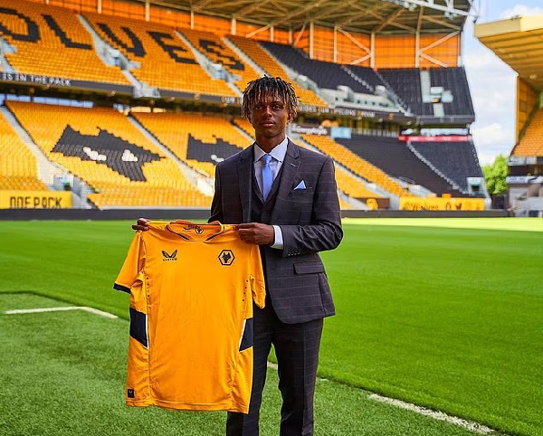 McLeod spent 10 years in the Wolverhampton Wanderers