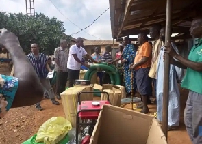 Presentation of a set of irrigation materials to the Bala Team