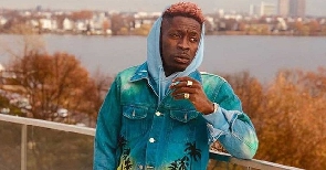 Shatta Wale sends strong warning to Nana Romeo