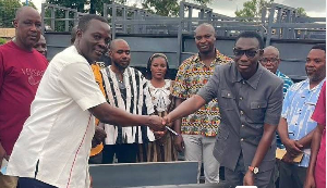 Thomas Ayarba (first from left) is the Atebubu-Amantin MCE