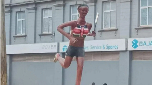 Statue In Kenya.png