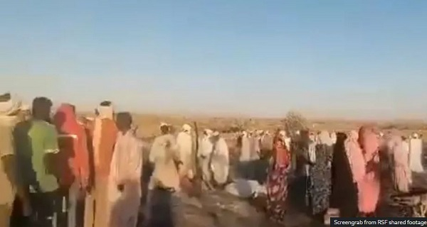 The market is not far from the city of el-Fasher, which is controlled by the army