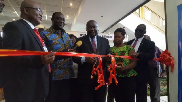 Dr. Mahamudu Bawumia cuts sod to open the three-day Ghana Industrial Summit and Exhibition 2018