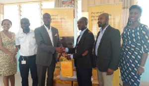 MTN team presenting the equipment to GNA