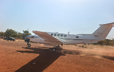 The suspicious aircraft which landed in Paga