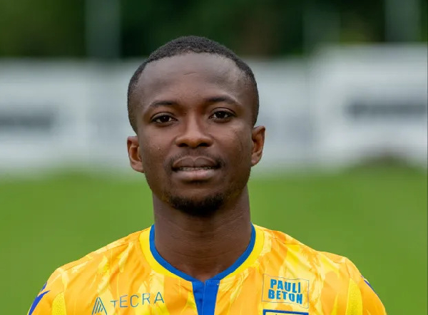 Togolese midfielder Samuel Asamoah has suffered a head injury
