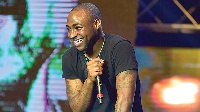 Davido has threatened to 'deal' with the blogger