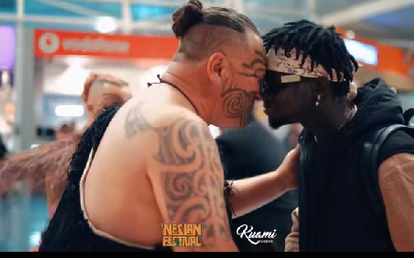 Kuami Eugene with native New Zealander