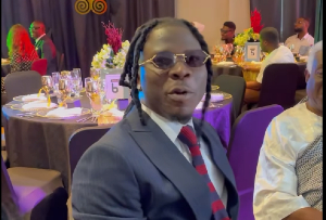 Stonebwoy 3.png