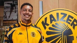 Armed robbers kill SA footballer for fuel station, steal im car