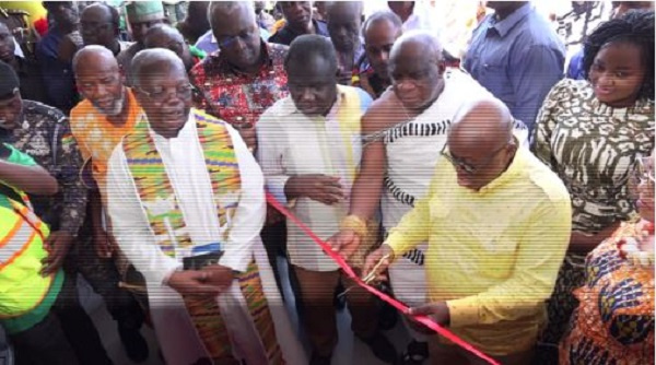 President Akufo-Addo during the ceremonial ribbon cutting