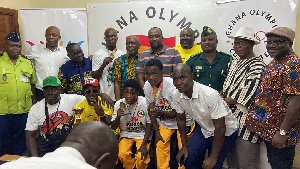The national amateur boxing team among other leaders of the GOC and GBF
