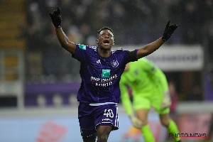 Francis Amuzu celebrating his goal