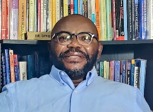 Dr. Bob Manteaw, PhD. Senior Research Fellow at the University of Ghana