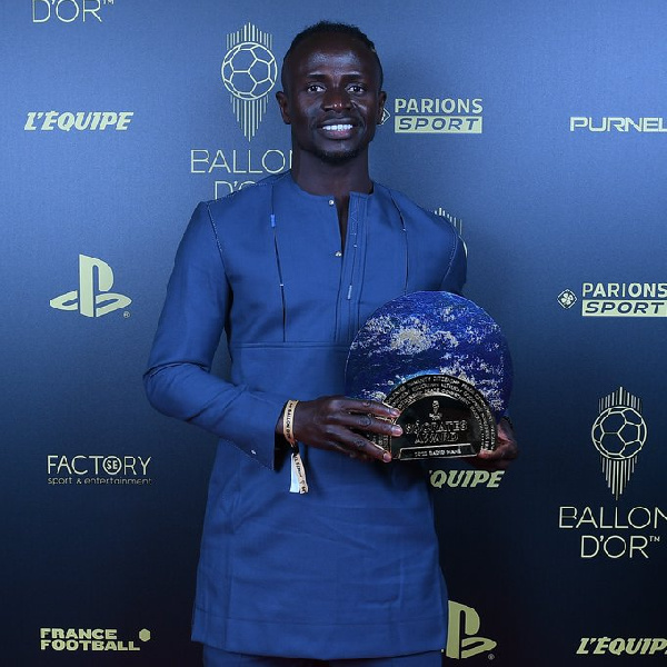 Social media users hail Sadio Mane for appearing at 2022 Ballon d'Or in an  'African wear'