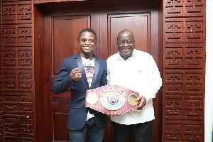 Isaac Dogboe with President Akufo-Addo