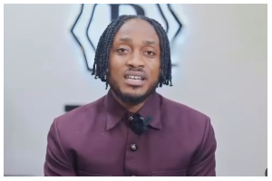 Godwin Kofi Tetteh, the Ghanaian barber with a master’s degree