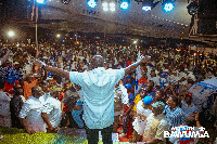 Dr Mahamudu Bawumia receiving cheers from the crowd