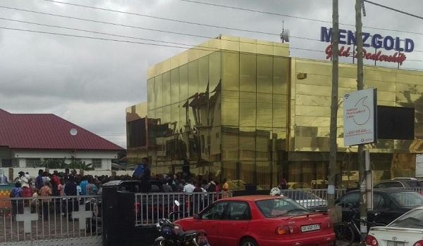 Agitated customers demanding their dividends at the East Legon branch of Menzgold
