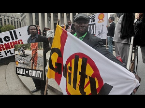 Ogoni supporters rally over Shell trial