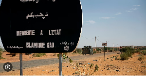 A convoy of French supplies reaches Gao, northern Mali, 4 February 2013