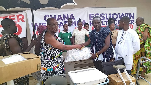 Esuonwunu Health Center receives medical equipment, a donation made by Nana Achina Kwagyan Nuama V