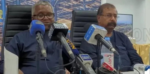 Aliko Dangote addresses the media during a press briefing at the Dangote Petroleum Refinery in Lagos