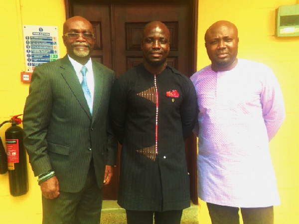 l-r: Brigadier General Martin Ahiaglo, Stephen Appiah, and Larry Opare