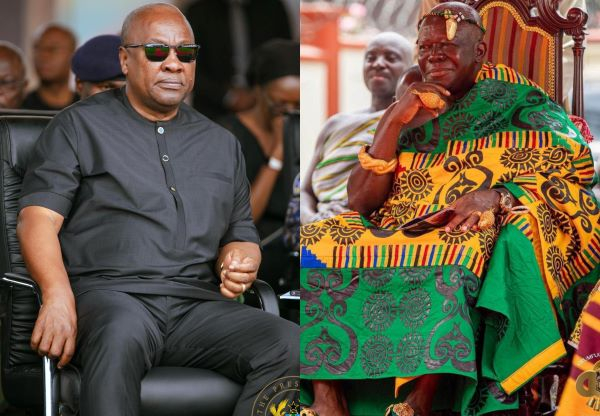 President John Mahama (L) is set to receive Otumfuo Osei Tutu's (R) report on the Bawku conflict