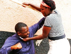 DOVVSU Woman Beats Man
