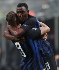 File photo: Kwadwo Asamoah hugging a team member