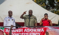 President John Dramani Mahama at a mini rally at Anwiaso, Adansi Asokwa